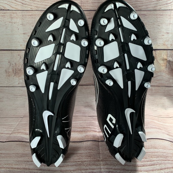 New Nike Vapor Untouchable Football Cleats - Picture 6 of 10